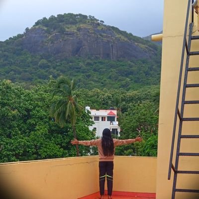 Lydia_Mercy_15's profile picture. I'm nothing🤷‍♀️, My God is My Everything ❤️,
🅻︎ive 🆈︎our 🅳︎reams 🅸︎n 🅰︎ction..
BCA Journey 📚🖥️