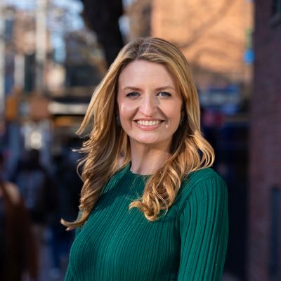 Born and raised New Yorker. Democratic Nominee for NYC Council. Former @NYCEDC in economic development. PM at @Meta. Current @LexingtonDemsNY Exec Comm.