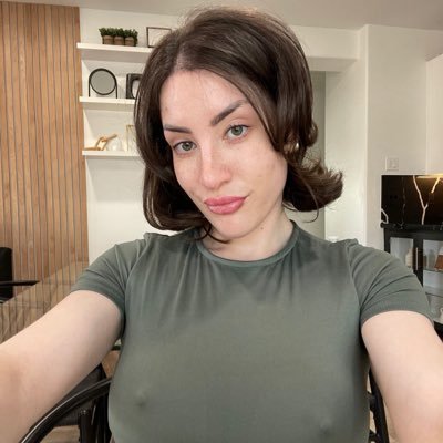 I'm Anita I'm here for serious relationship and for matured men not games