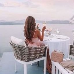 Rirrwoo6804's profile picture. 