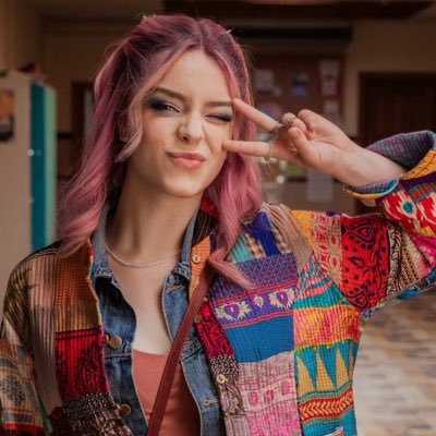 wantikbenlikeme's profile picture. Hoera hoera hoera, voor mode en mechanica!!! / 18 - Efteling Gekkie 🪷✨🧚‍♀️