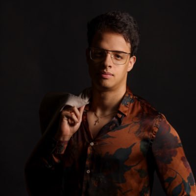 𝗜 𝘁𝗲𝗮𝗰𝗵 𝘆𝗼𝘂 𝗵𝗼𝘄 𝘁𝗼 𝘀𝗲𝗹𝗹. | Hostage Negotiatior & PsyOps Specialist ~ Creator of the SWAT Sales Method | VP of Sales @DURINDAL_US