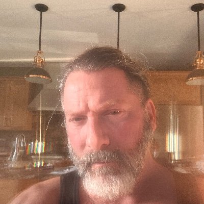 MoesBones's profile picture. 