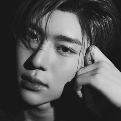 sionohg's profile picture. Written in riddle.