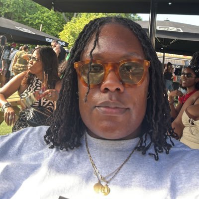 Ethnomusicologist. Assistant Professor of Popular Music. Scholar of R&B music and Black Queer musicking. Hackney Native🫡