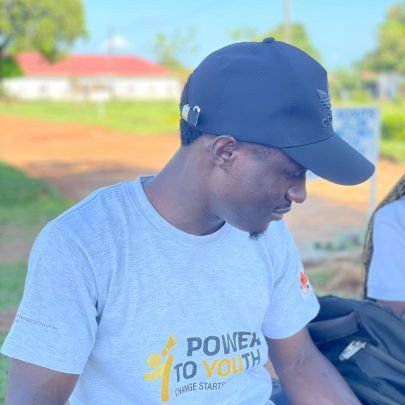 Youth advocate ✊. Chairperson YAG & Member CMT Power to youth. pharmacy technician. Manchester United stress 😬. Music is Life.