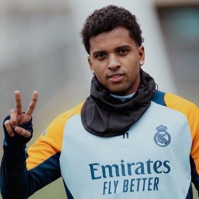missmadrid2002's profile picture. Passionate Real Madrid supporter and armchair analyst. Breaking down tactics, players, and everything Los Blancos. Hala Madrid!🤍
