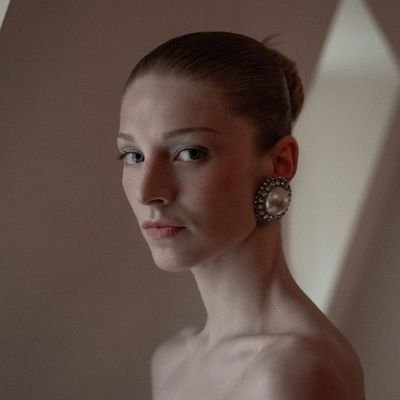 🙂 parody account
Source and updates for the beautiful and talented Hunter Schafer ❤️