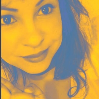 priscianagsouza's profile picture. Não tenho certeza de nada, mas a visão das estrelas me faz sonhar.
(Vincent van Gogh)

Meio nerd, meio geek. Apaixonada por 🎵🎶 🍃🍂🌒🌧❄️📷🎮🍷🍕 🍮🍰🎶🎵