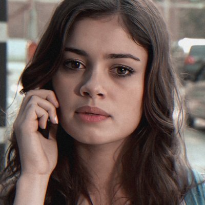 sou noveleiro, comento sobre TV quando for útil ou não.. Sou legal e
incoerente.. ✨
♡ fan account ♡