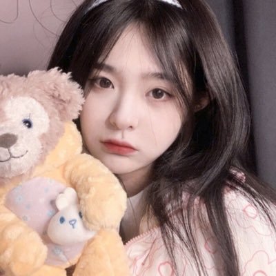 75oxN5496g4ro1's profile picture. 