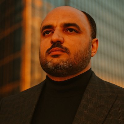 vasaa_nik's profile picture. روایت‌گر جبهه رسانه  
 افسر جنگ نرم | در خط مقاومت  
 نه برای لایک، برای لبیک!
#جهاد_تبیین