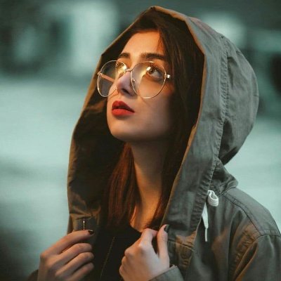 तू मिले या ना मिले, प्यार तुझसे रहेगा 🕊️
मोहब्बत बस तुझसे है, बाकी सब फिजूल ✨