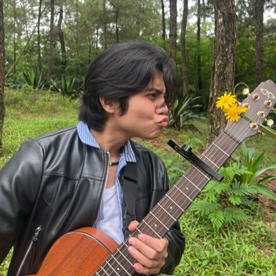 dreamin’ until it becomes a reality • subscribe to my youtube channel👇🏻