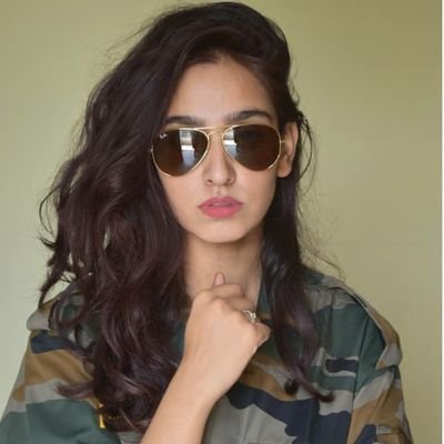 जाल बिछाकर किसी को घेरना नहीं आता , हम राजपूत है , किसी को डूबा कर हमें तैरना नहीं आता !!!!!!!!! जय श्री राम
वंदे मातरम् !!!!!!!!