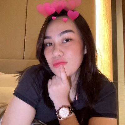 rowsyfelicz's profile picture. ♌︎ • 444 • 🪐