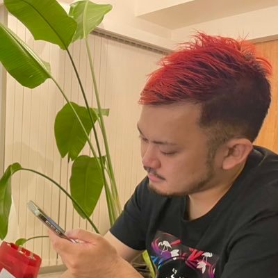 91年生まれ。兵庫生まれの大阪住み。SPEEDが本命ですが最近はハロプロに浮気中。お酒飲んで歌ってれば大体幸せかも。