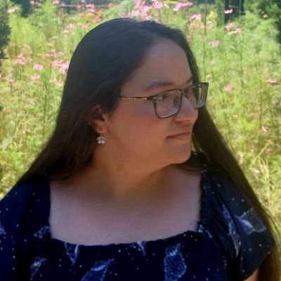 Hablo de Biblia y Teología y busco inspirar a otros a amar a Dios con toda su mente.❤️🧠
Filóloga y
escritora. 📚
💍💗 @JosEnriquePand1
Videos 👇