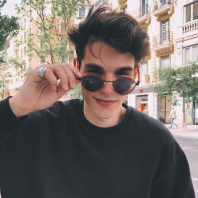 I'm Adam. I sell sex toys on Amazon.
DM I joined our reviewer testing program.
You can get our sex toys for free.