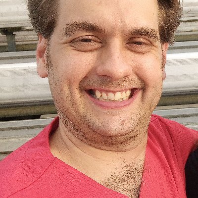 33 years old ⚾my backup twitter is @ke44nn11y and @Goodcatsbeen777 🏈 love your pets🎮 happy I am a sports fan 🎸4,205 following me