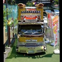 デコトラキッチンカー　七福猫 (@s1c8janpms34027) 's Twitter Profile Photo