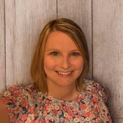 Third Grade Teacher 👩🏫 MLIS 📝Book Lover📚 Wife 👰♀️ Mom 👫 Believer ✝️