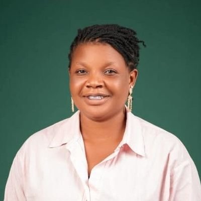 lynda34727's profile picture. 