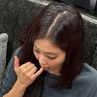 nini ๐ (@zainy_16) 's Twitter Profile