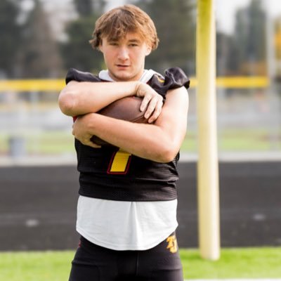 6’3 220|Linebacker for @PCCLancerFB|206-883-8231