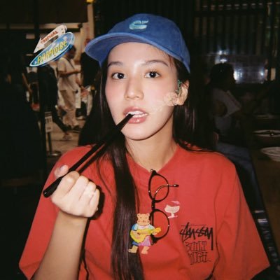 capybaragl's profile picture. บี๋บอนตุวจริง!😾🦮 #emibonnie #emiamily #beonnnie 💜🧡