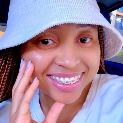 Proud Mosotho woman born of a Zulu Queen❤
Co owner of IG: @LeHopeFashionHouse
FB: @LeHopeFashionHouse