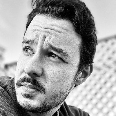 Primate. Dr. Historia Contemporánea (UC). Profesor sustituto en @unirioja. Esposo y Papá. Intento de estoico 📖⏳⚖💪🏻Este perfil contiene opiniones personales.