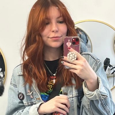 I’m just Pam from Gavin and Stacy but younger, hotter and gayer. 27.