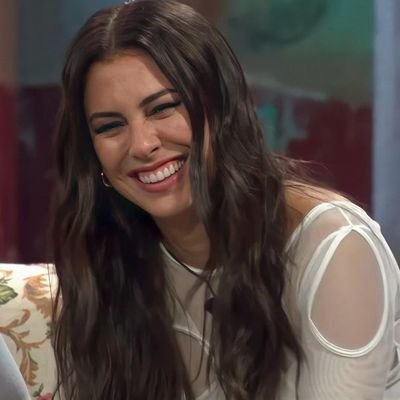 hourlyercel's profile picture. written and produced by aitana ocaña