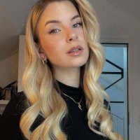 Simone (@simone496673330) 's Twitter Profile