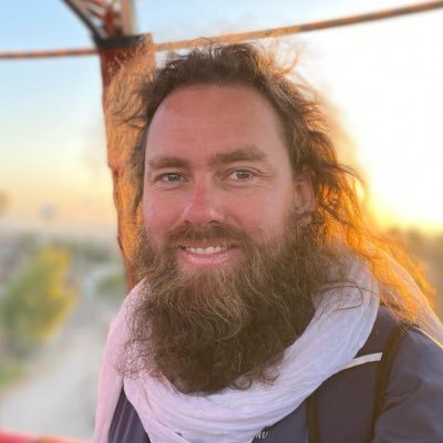 Aioncelestial99's profile picture. Artiste spirituel polymathe, connecté à l'Âme du monde, enseignant, écrivain, designer, conférencier, amoureux de la Vérité, chercheur en beauté