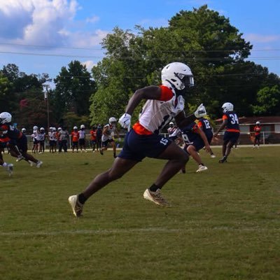 🏈Pos: ATH 🎓Class: 2026 🎒School: Northside High School 📚GPA: 2.8 📏HT: 5’8 ⚖️WT: 169 (470)-452-4844 Email:trexbeast07@gmail.com instagram- your_boibrandon