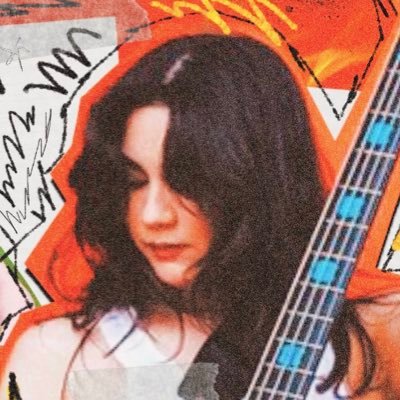 acervo dedicado a baixista Alejandra Villarreal da banda @TheWarningBand2