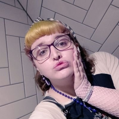 evil and cruel, occasionally 🔞 and even more occasionally found on @harppriv
