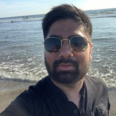 Banker👨💻🏦, Memes Lover😀, MBA 👨🎓🎓, 5’6” 🚶, Gemini ♊️ , Hindu-Punjabi