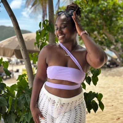 F.W.I ☀️🔥💫 🙏🏾 Guadeloupe 🇬🇵 📍 Fille du Soleil ❤️ Nurse 👩🏻⚕️. Juste une maman chill💕🥰
