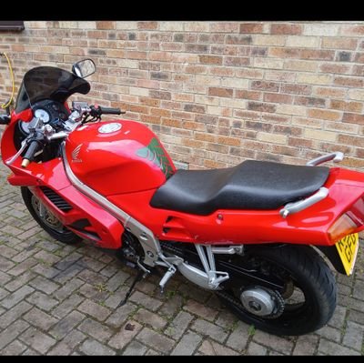 davej38046's profile picture. 57 years old, likes music, movies, motorbikes, and beer. Keep women's spaces for real women not trans.