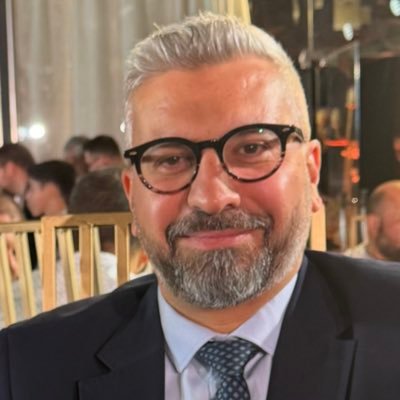 {وقل رب أدخلني مدخل صدق وأخرجني مخرج صدق واجعل لي من لدنك سلطانا نصيرا}