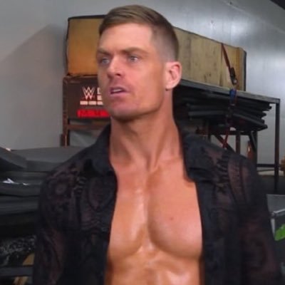 Grayson Waller fan account 🇵🇸 Aussie Icon. Loved by cameras, hated by snowflakes. With fashion and looks like mine, it’s a no brainer observation.