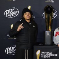 Adrian Rodriguez Jr (@a_rodriguezz5) 's Twitter Profile