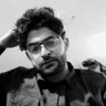 ShakrHashd's profile picture. أخشى على الشعر من حالي فكيف إذا.                           

      قتَلتُهُ وأتاني الحرف ينتقمُ✍️