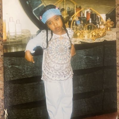 notnxwlim's profile picture. uhhhhhh