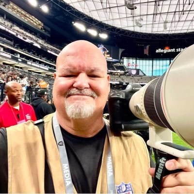 Sports Illustrated RaidersToday/FanNation photographer/videographer Darrell Craig Harris @Raiders @SINow @gettyimages @canonusa