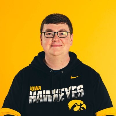 exec. dir. creative services @uiowaalumni. formerly @theiowahawkeyes @hawkeyefootball. carolina born, cleveland raised. @miamiuniversity alum.