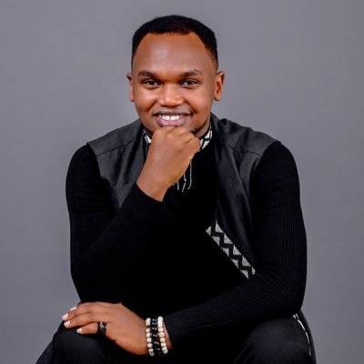 kalisakenneth's profile picture. Here for the vibes — God 🔥✨ | singing 🎤 | dancing 🕺🏾 | laughing 🤣 |lifestyle 📸🏡☕👣👞🤍🍃 | Healing hearts 🫂❤️‍🩹❤️